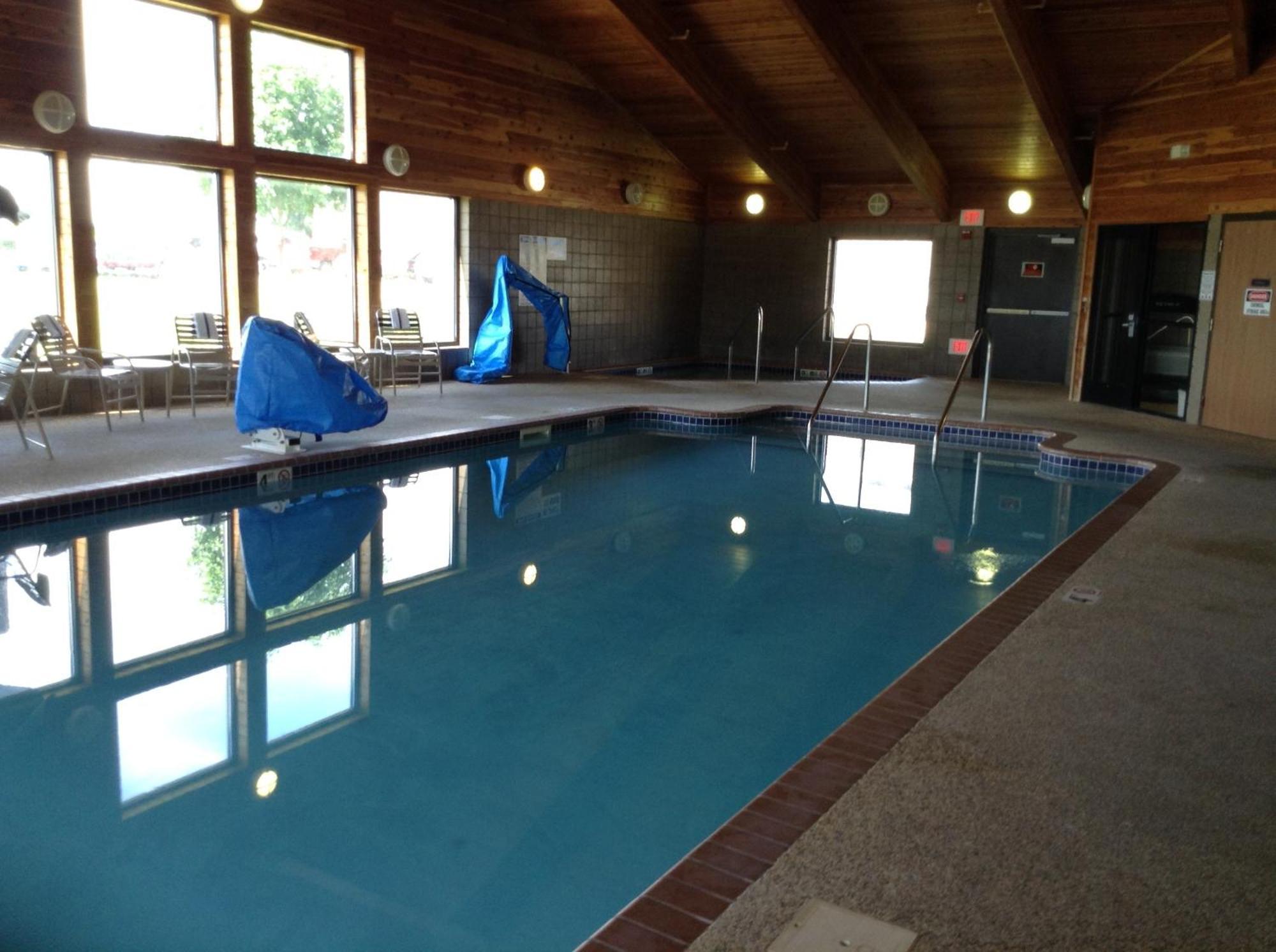 Americinn By Wyndham Fort Dodge Bagian luar foto