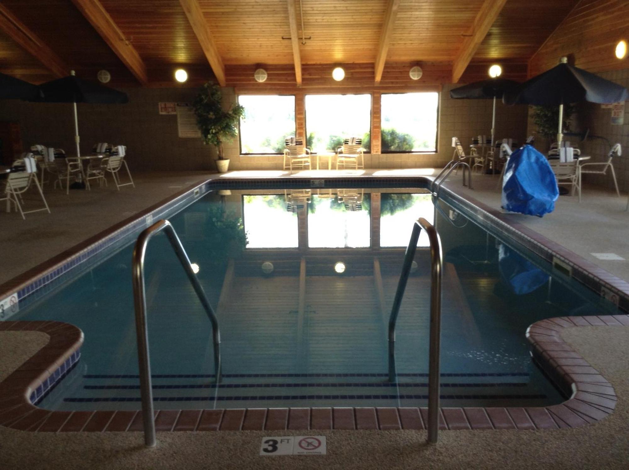 Americinn By Wyndham Fort Dodge Bagian luar foto